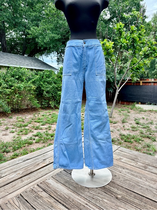 Vintage Denim - Vintage 1970s Sportswear International Denim Bell Bottom Jeans
